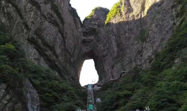 必发指数官网-【手记】低空飞行，雪上跑酷，跌倒才是宿命...