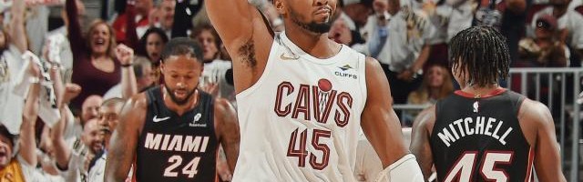 必发指数官网-单节三分雨+末节米球王！骑士打破斯波G2逆袭定律